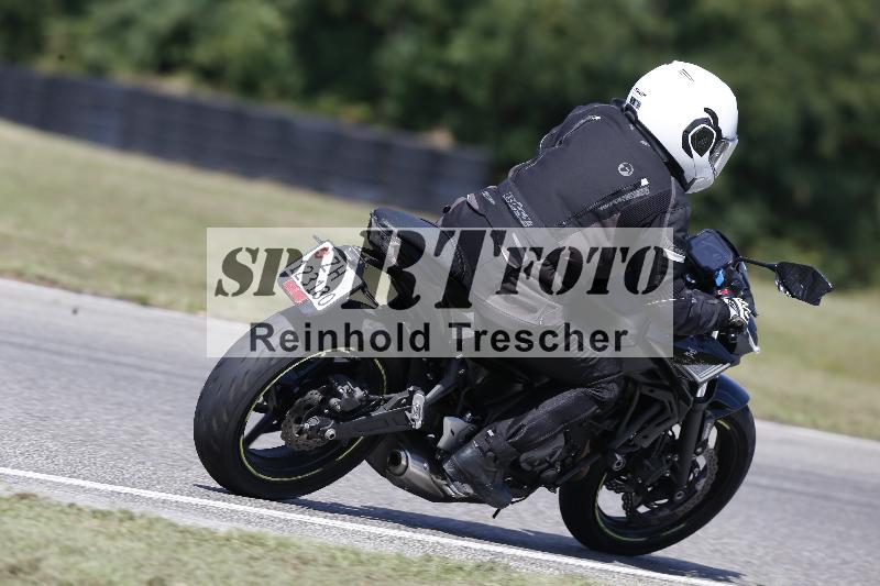 /49 26.08.2025 Cornu Master School ADR/gruen-vert/70